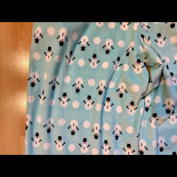 Muk Luks Velour Pajama Bottoms - Picture 8 of 9